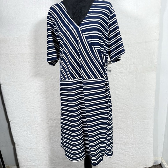 NEW Kim Rogers Dress Womens 1X Curvy Blue White Stripe Short Sleeves Mock Wrap - Picture 1 of 8